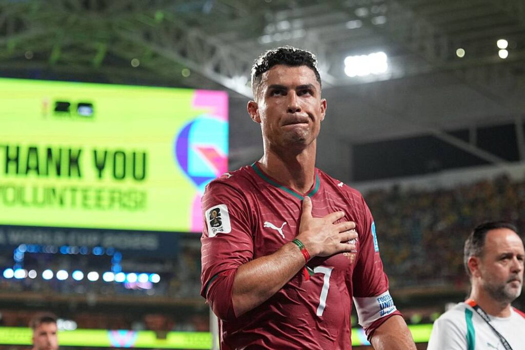 Cristiano Ronaldo Responds to Retirement Rumors After Portugal’s World Cup Win 6 Cristiano Ronaldo Responds to Retirement Rumors After Portugal’s World Cup Win
