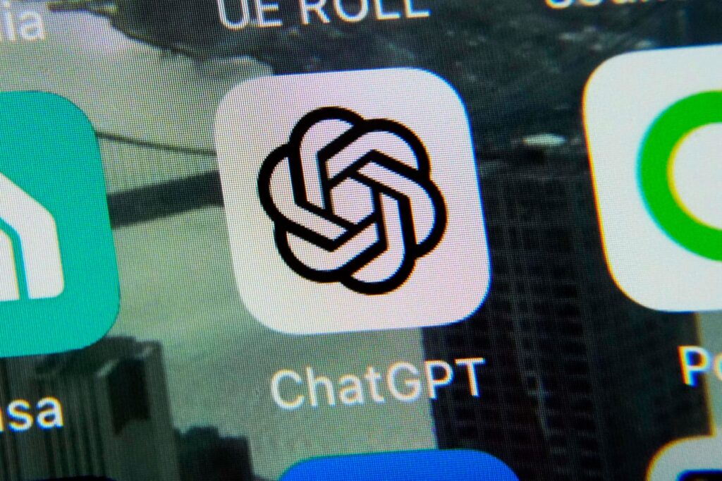 Apple Files Major Trade Secret Lawsuit Against OpenAI Over Alleged Hardware Theft