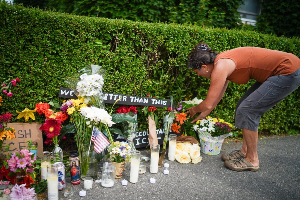 ICE Suspends Most Vehicle Stops Nationwide Following Fatal Shootings in Maine and Texas
