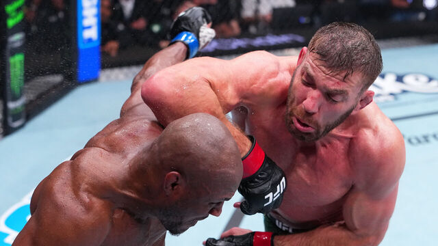 Dricus du Plessis Dominates Kamaru Usman in UFC OKC Main Event