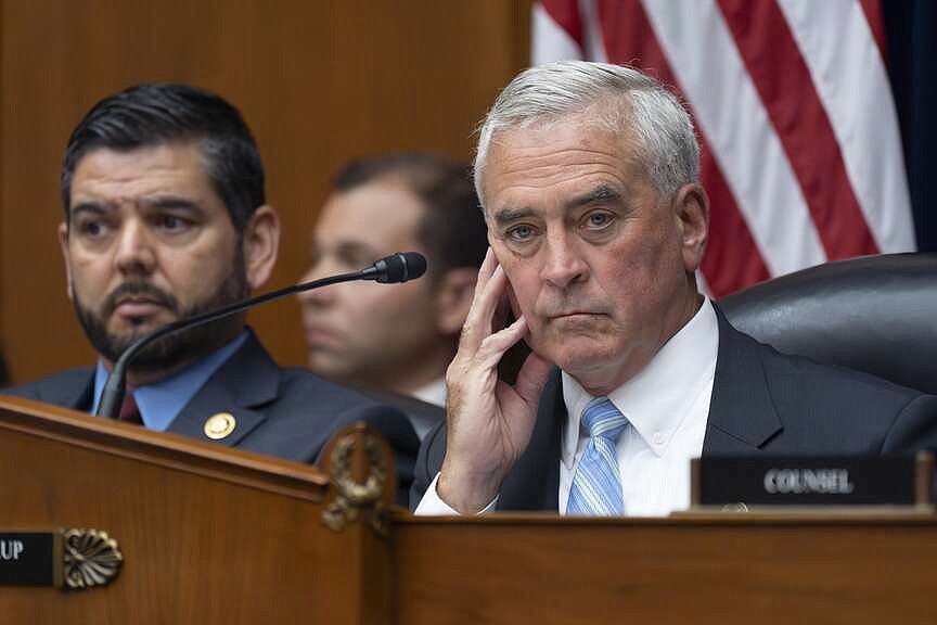Sen. Moody Demands Fauci Accountability on COVID