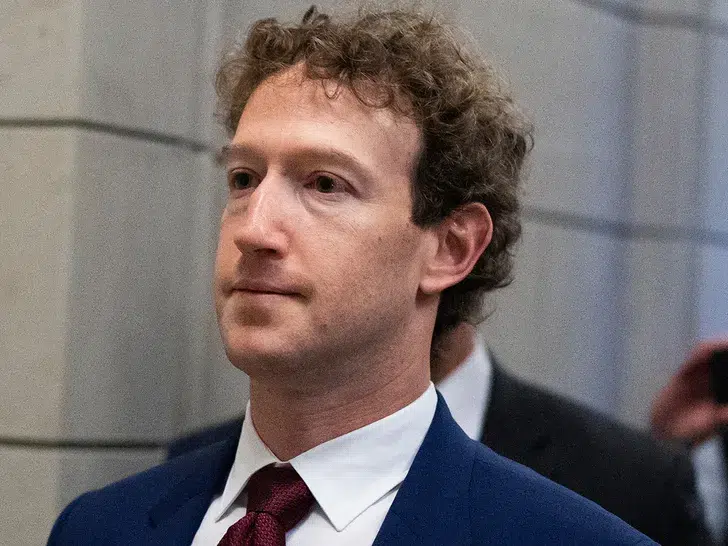 Mark Zuckerberg yacht stranded boat controversy