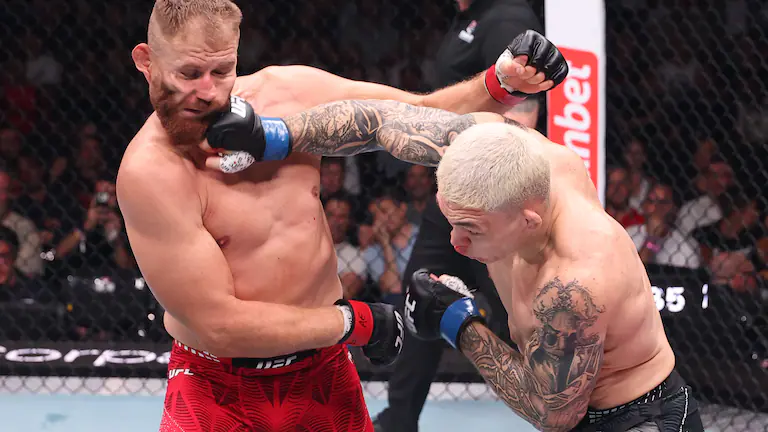Navajo Stirling TKOs Jan Blachowicz at UFC Belgrade