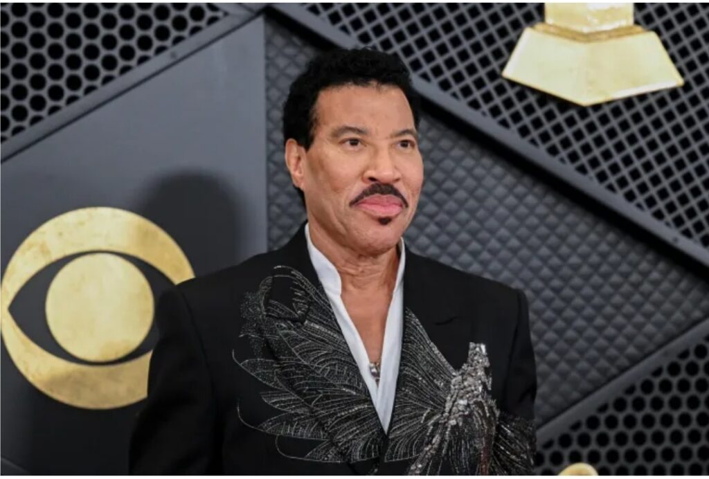 Chris Brown Reacts After Lionel Richie Jokes About His Legal Troubles