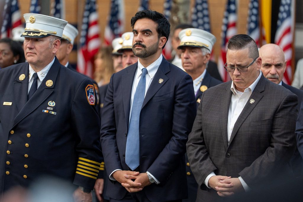 NYC Mayor Mamdani Signs Executive Orders Honoring 9/11 Victims Amid Backlash 1 1000057593